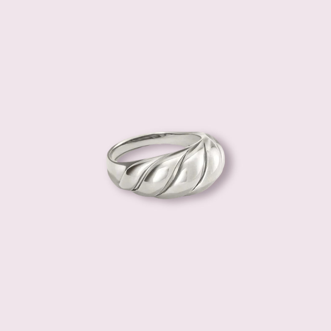 Sophia Croissant Ring